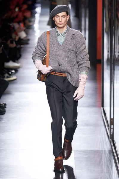 Look 5